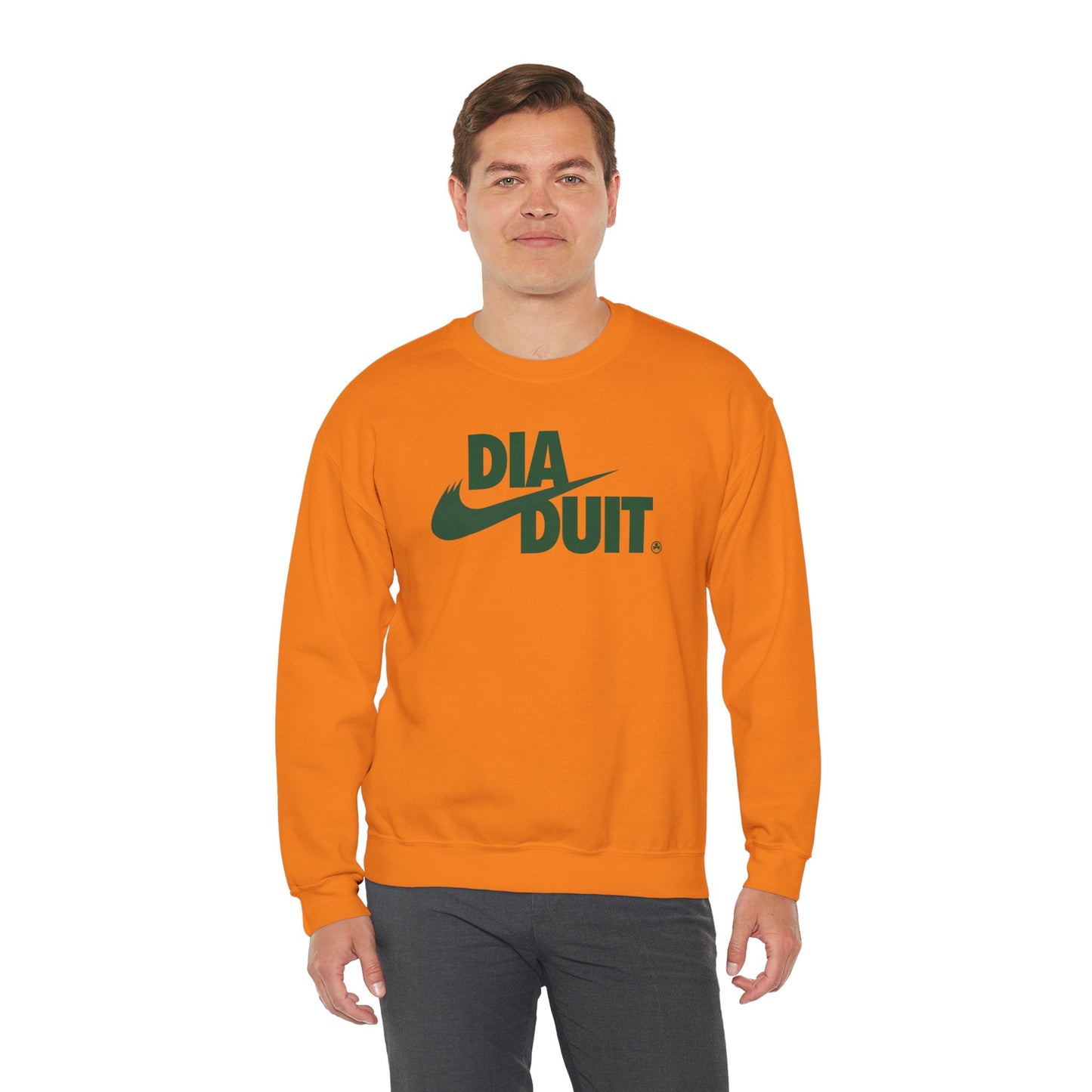 DIA DUIT Unisex Heavy Blend™ Crewneck Sweatshirt