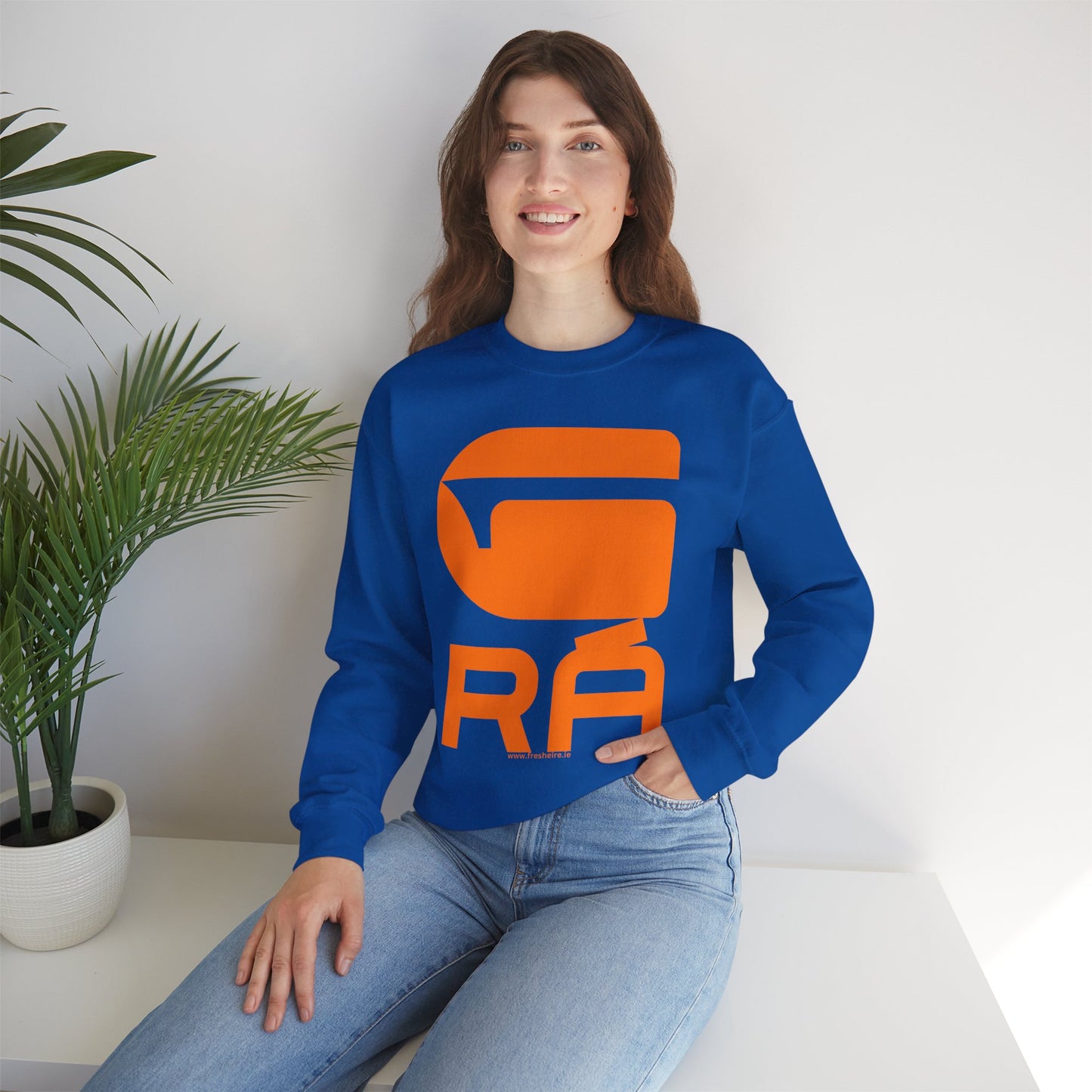 G-RÁ Unisex Heavy Blend™ Crewneck Sweatshirt