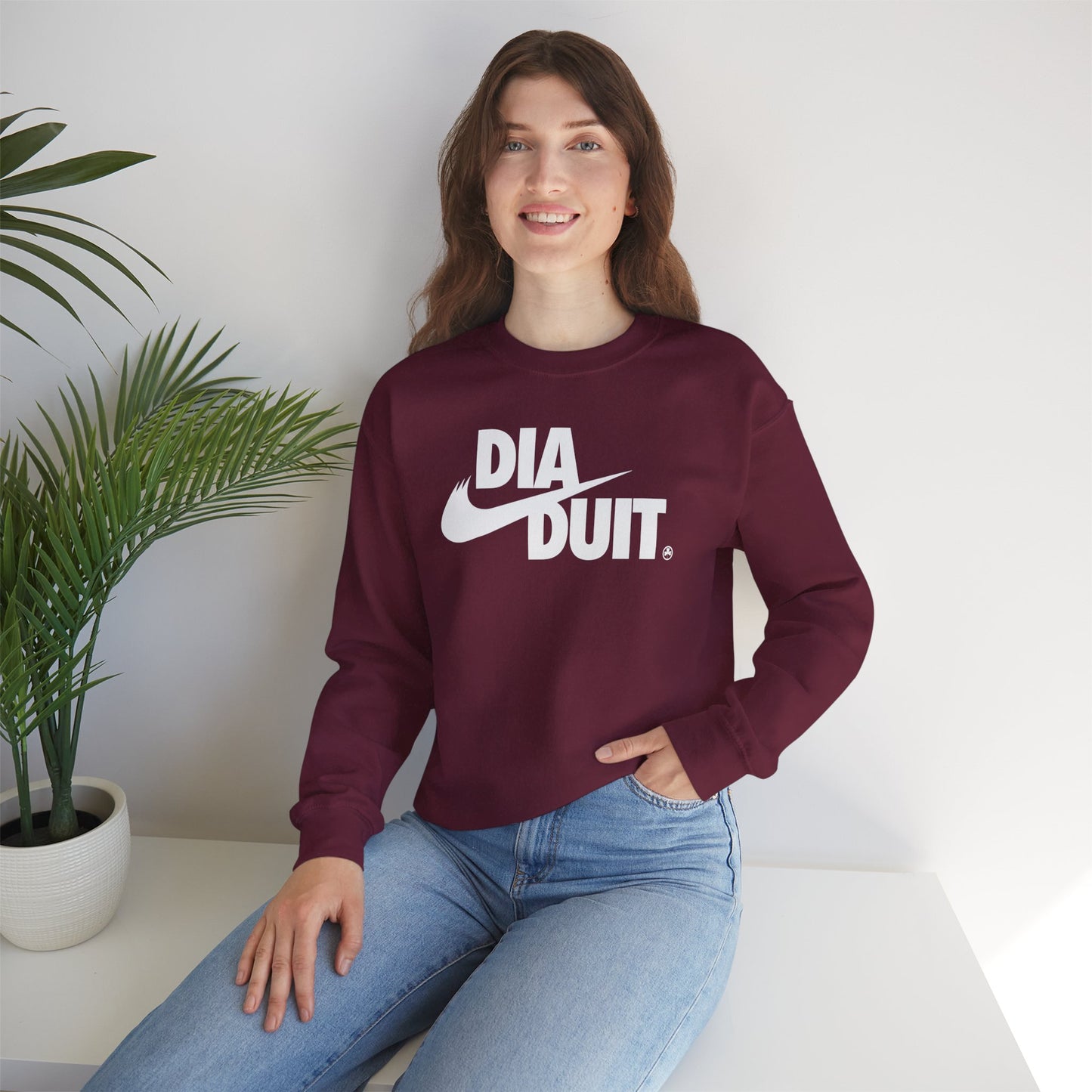 DIA DUIT Unisex Heavy Blend™ Crewneck Sweatshirt
