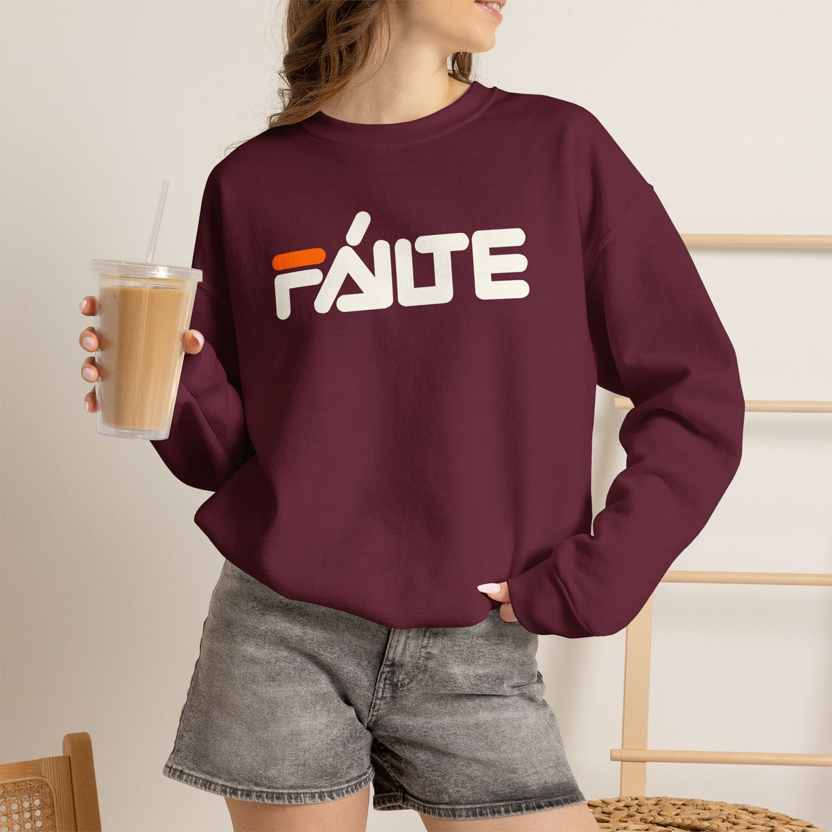 FÁILTE Unisex Heavy Blend™ Crewneck Sweatshirt