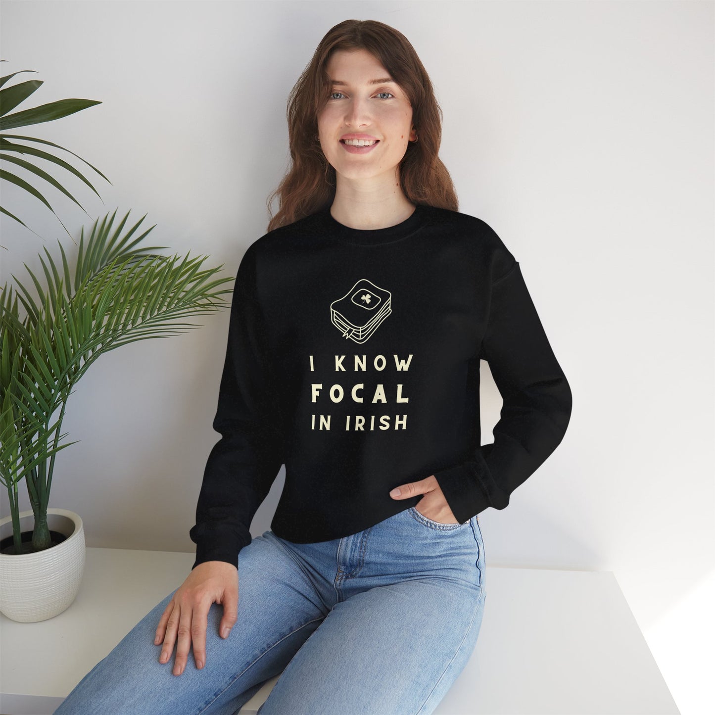 I KNOW FOCAL IN IRISH Unisex Heavy Blend™ Crewneck Sweatshirt