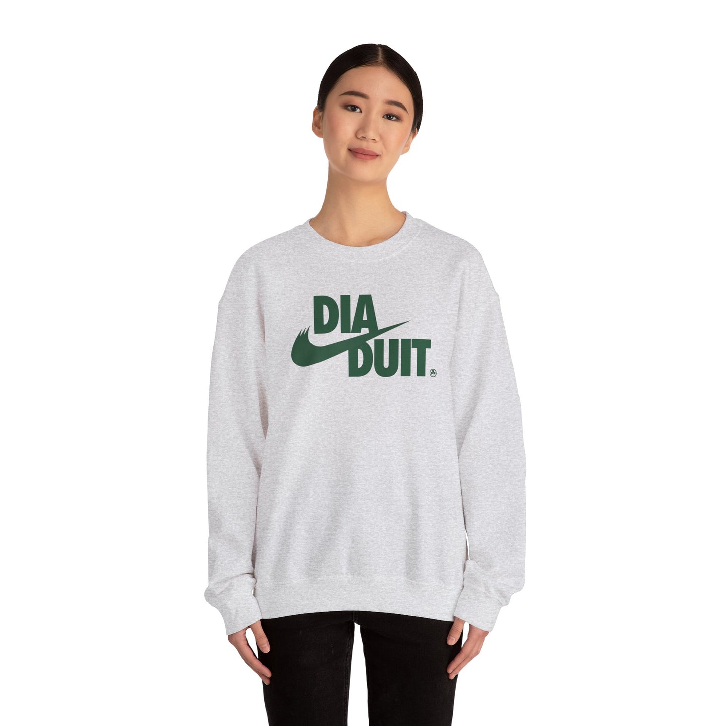 DIA DUIT Unisex Heavy Blend™ Crewneck Sweatshirt