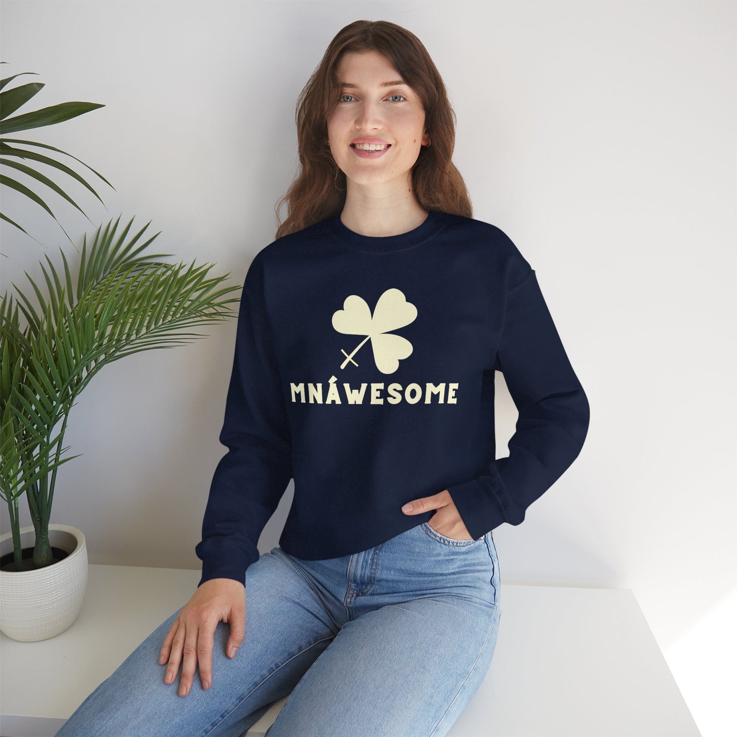 MNÁWESOME Unisex Heavy Blend Crewneck Sweatshirt
