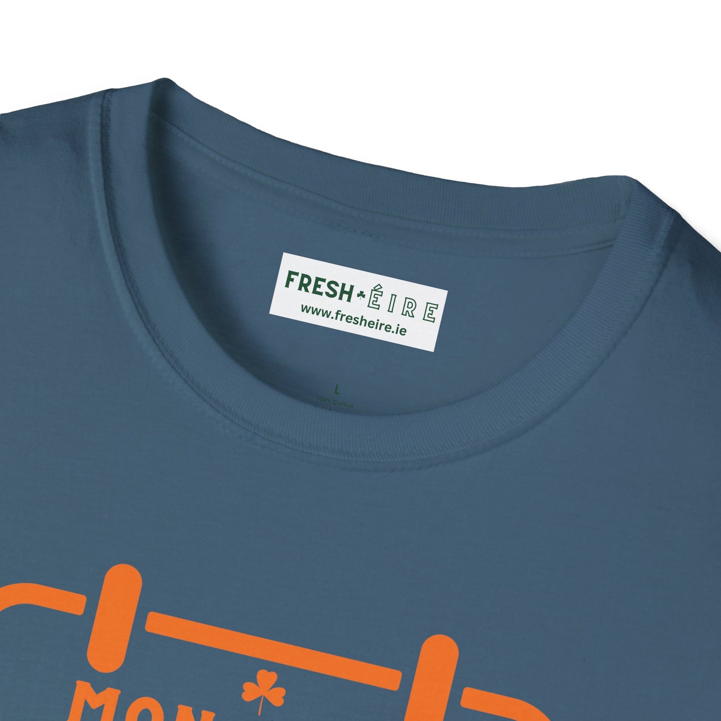 CÁ BHFUIL TO LIVE? Unisex Softstyle T-Shirt