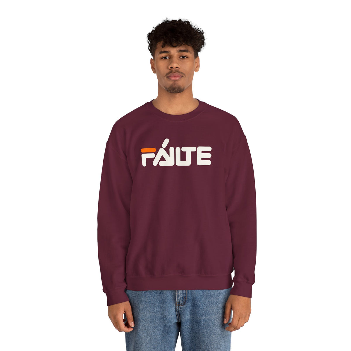 FÁILTE Unisex Heavy Blend™ Crewneck Sweatshirt