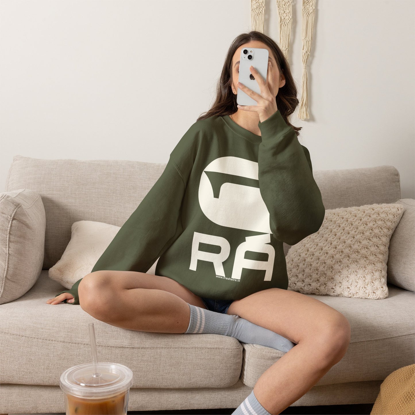 G-RÁ Unisex Heavy Blend™ Crewneck Sweatshirt