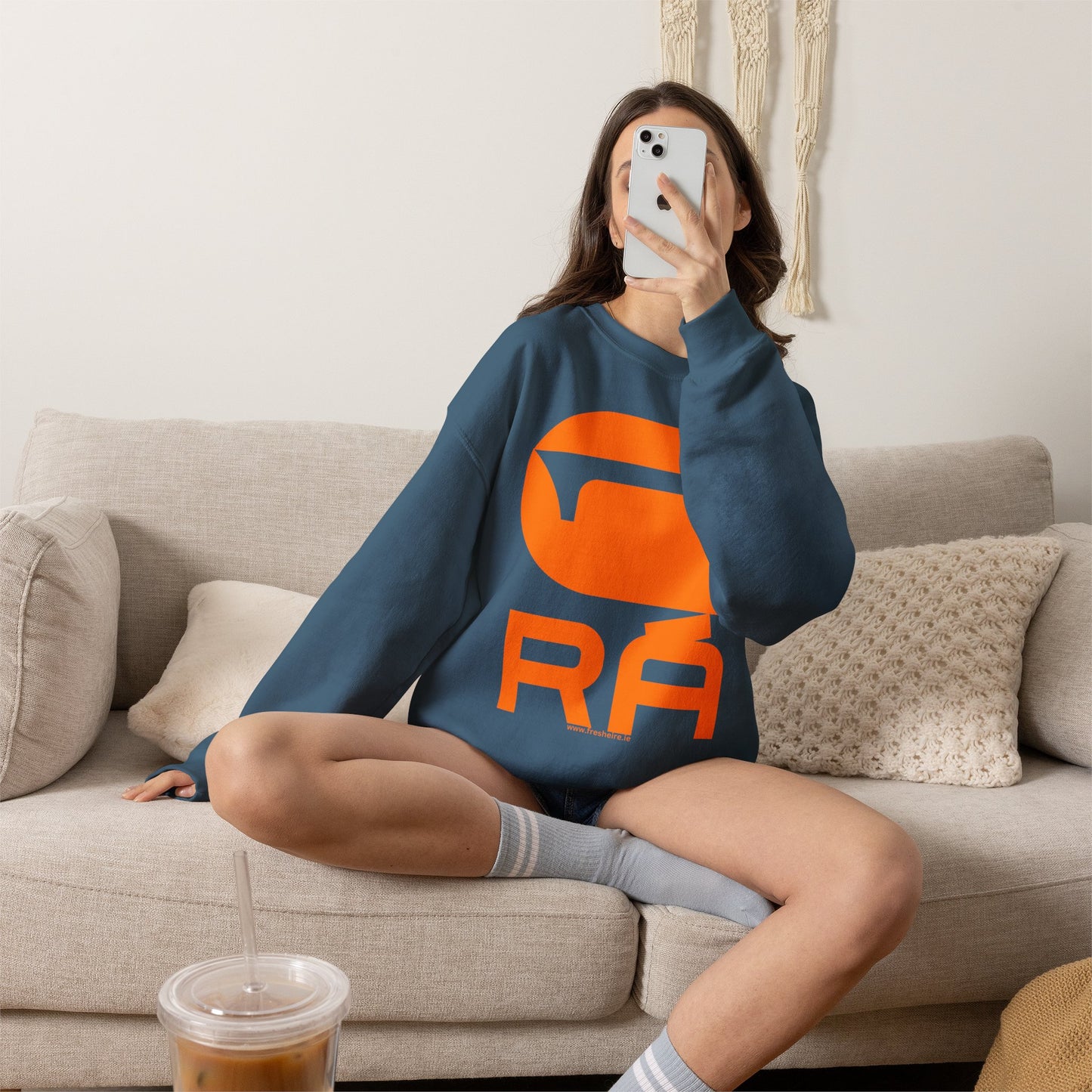 G-RÁ Unisex Heavy Blend™ Crewneck Sweatshirt
