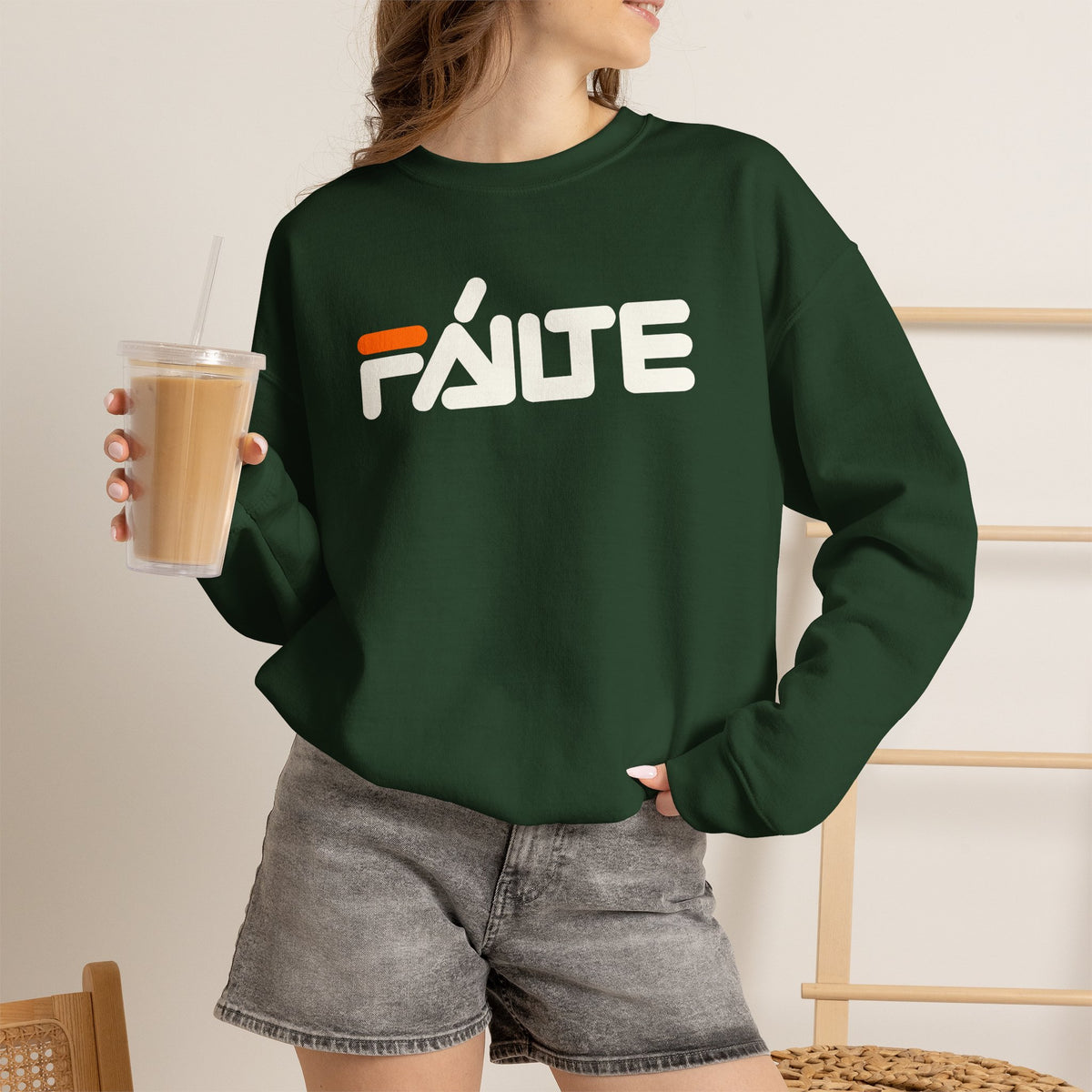 FÁILTE Unisex Heavy Blend™ Crewneck Sweatshirt