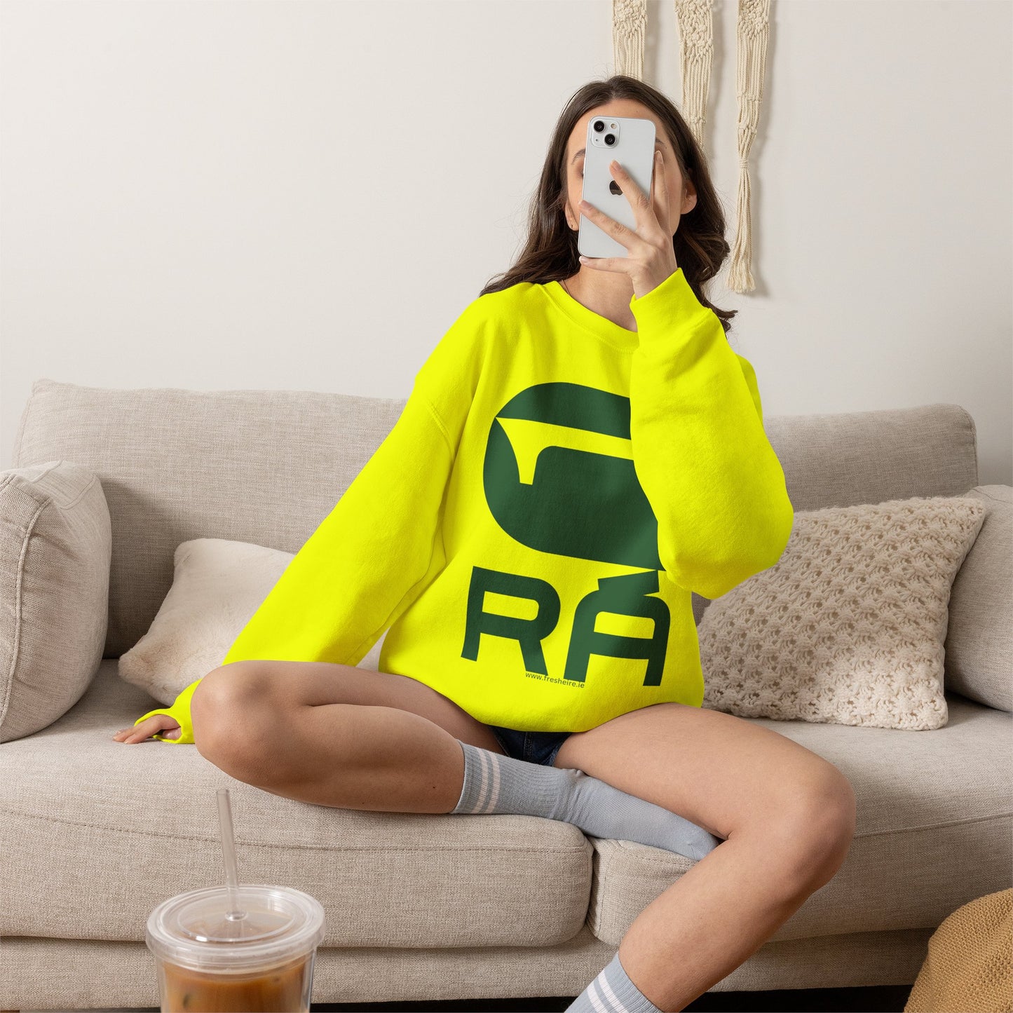 G-RÁ Unisex Heavy Blend™ Crewneck Sweatshirt