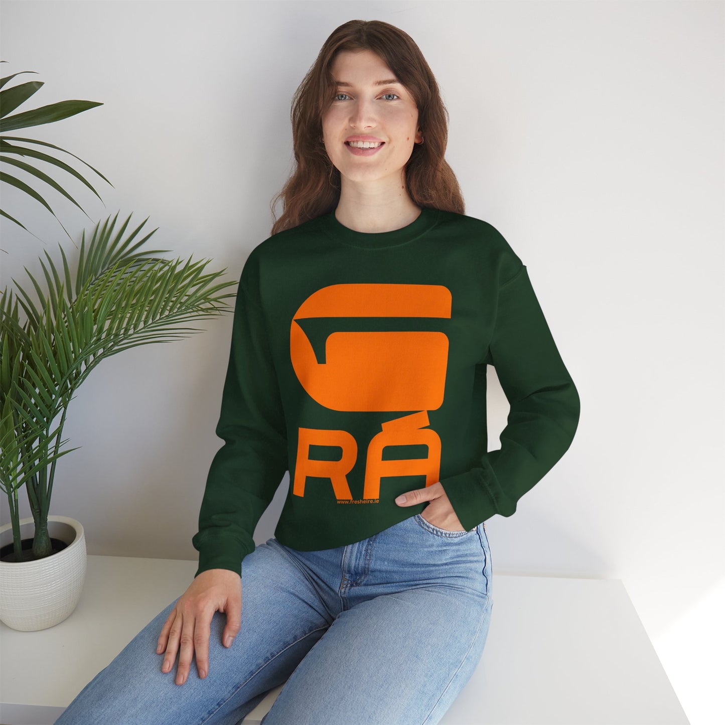G-RÁ Unisex Heavy Blend™ Crewneck Sweatshirt