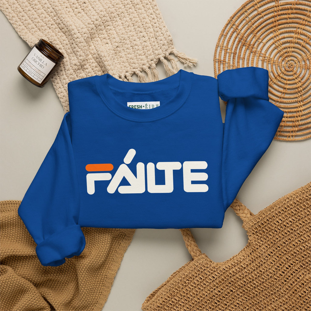 FÁILTE Unisex Heavy Blend™ Crewneck Sweatshirt