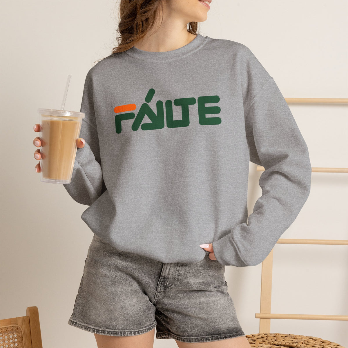 FÁILTE Unisex Heavy Blend™ Crewneck Sweatshirt