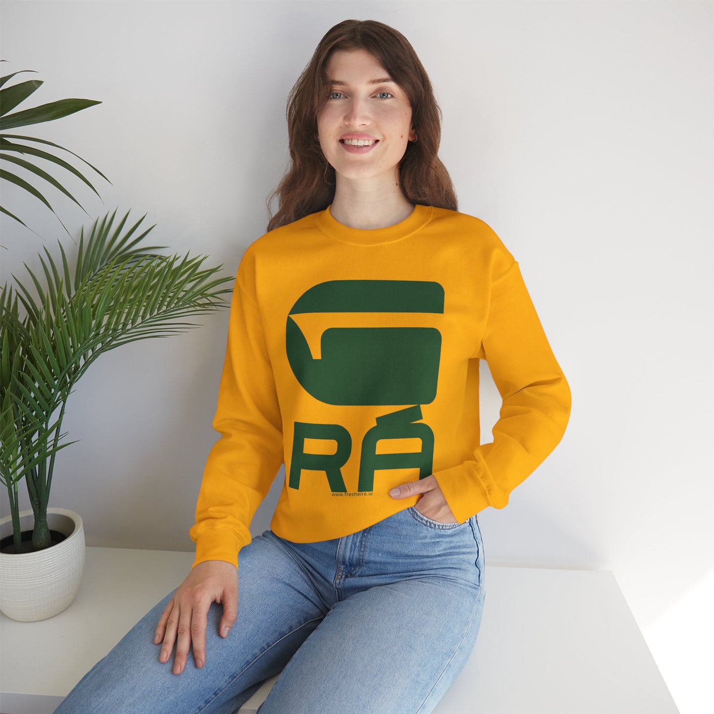 G-RÁ Unisex Heavy Blend™ Crewneck Sweatshirt